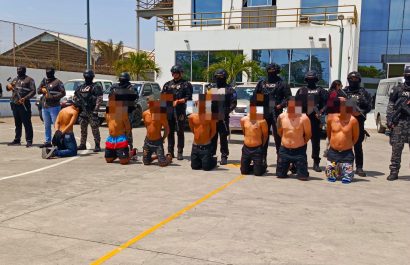 Operativo en Jaramijó desmantela banda vinculada a sicariato y robo de vehículos.