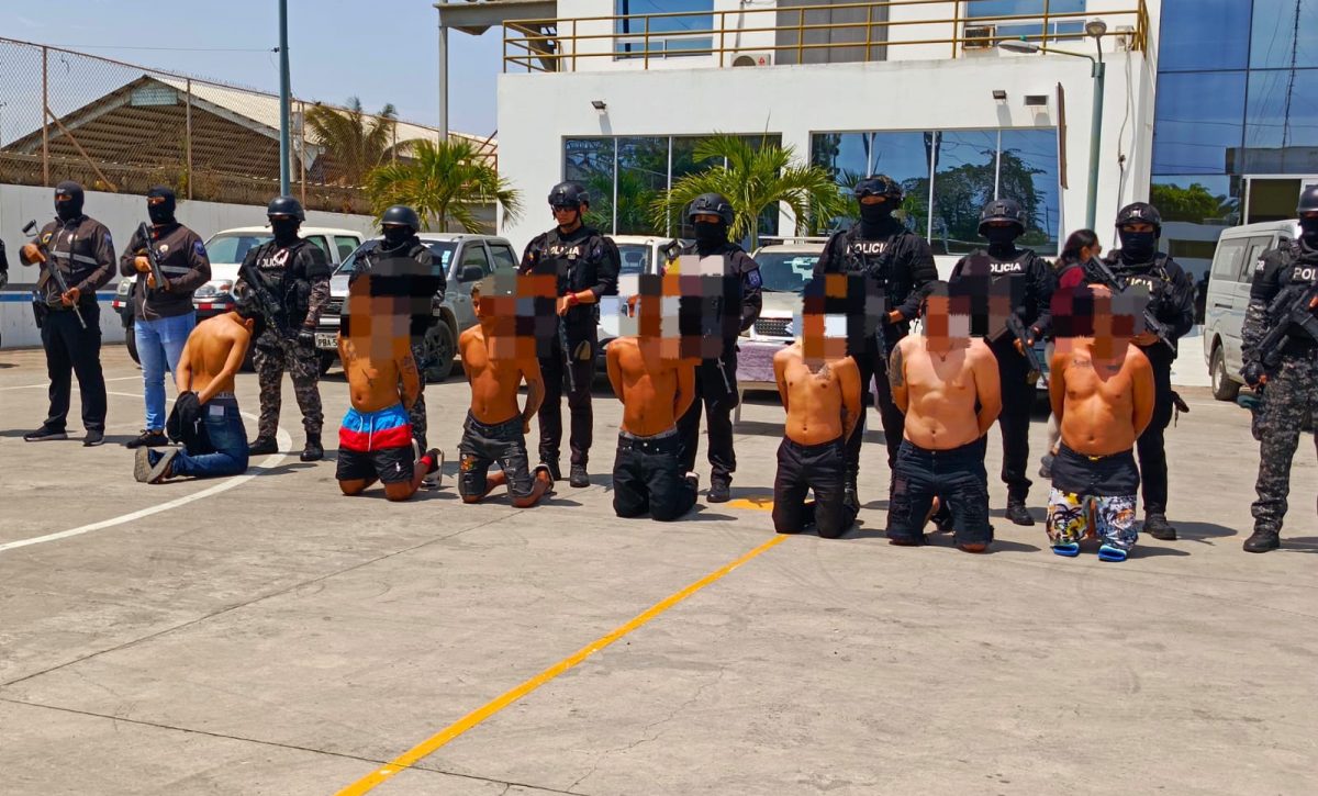 Operativo en Jaramijó desmantela banda vinculada a sicariato y robo de vehículos.