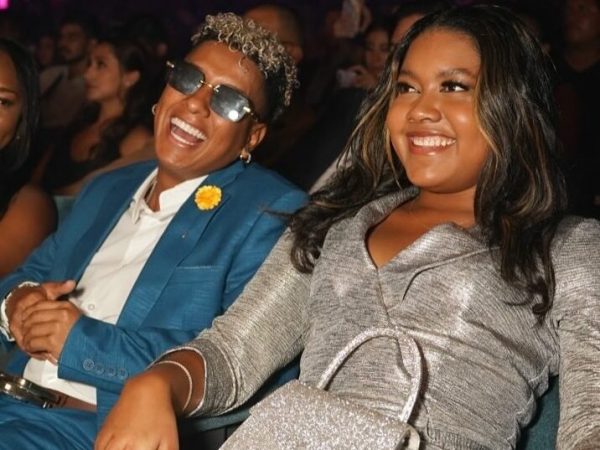 Jombriel despeja rumores y reaparece junto a Angie Hernández tras especulaciones de ruptura