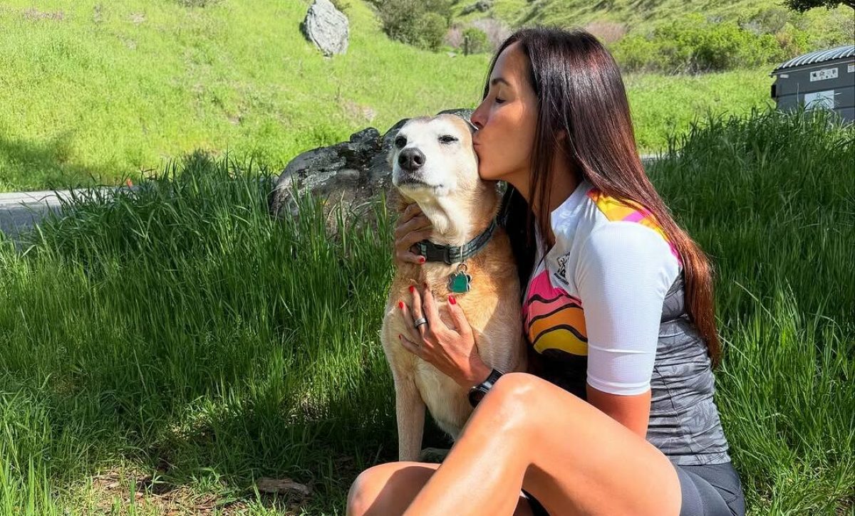 La Flaca Guerrero llora por su perro Pinchi: ¡Mira por qué viajó tan lejos!