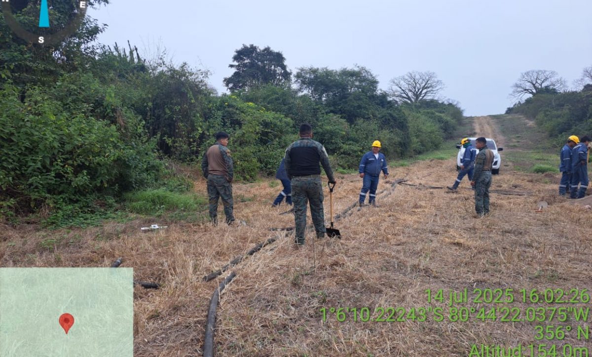 Militares descubrieron perforaciones en el poliducto desde donde robaban combustible.