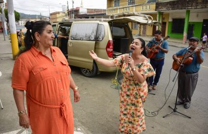 El Día de la Madre, que se celebrará este domingo 11 de mayo, se convierte en un motor económico y cultural para Manabí