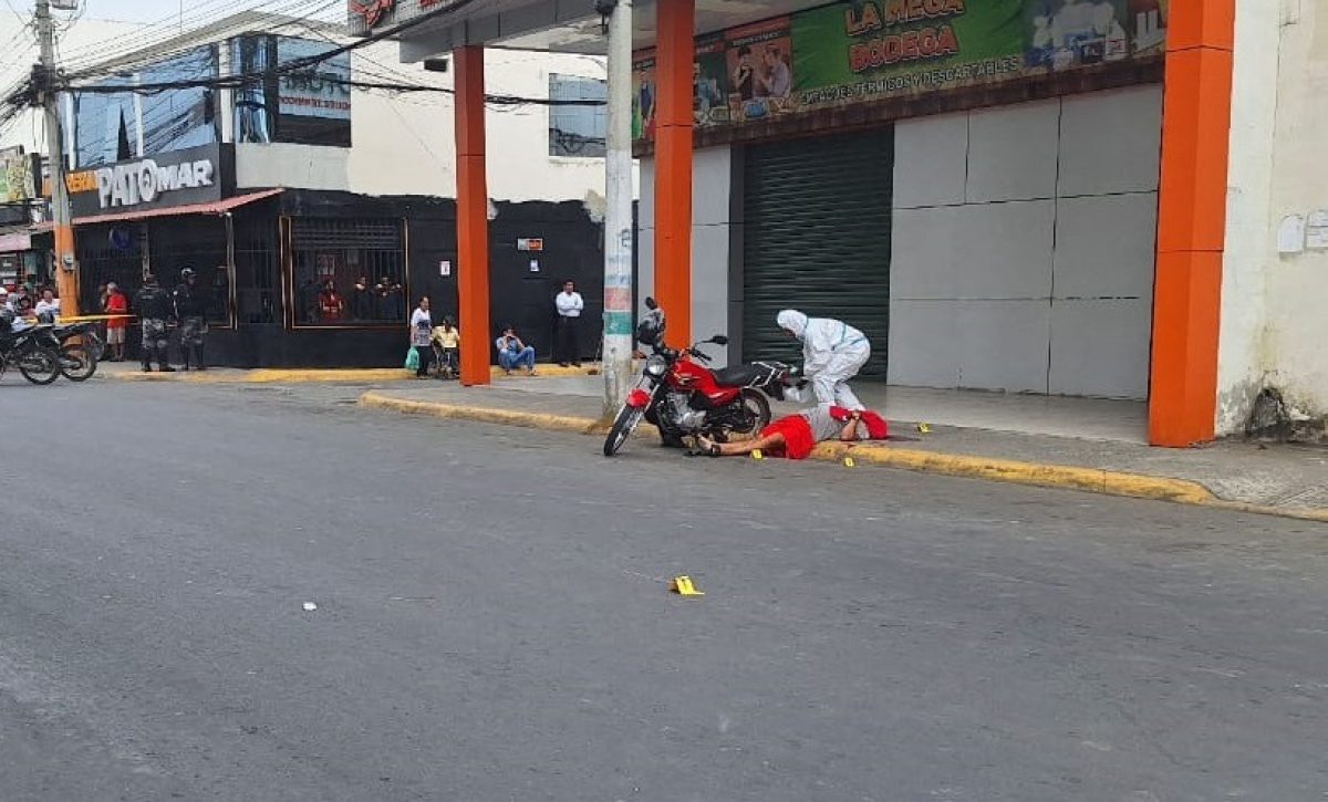 A Julio Gorozabel, de 39 años, conocido como “Chacarin”, lo asesinaron a balazos en el centro de Portoviejo.