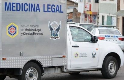 A un hombre de 28 años, identificado como Gustavo M., lo asesinaron a tiros frente a una unidad educativa.