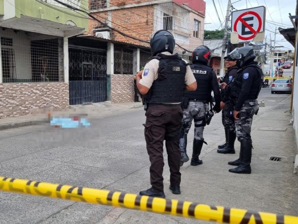 A un menor, de 17 años, identificado como Sneyder Chancay, lo  asesinaron este sábado 31 de mayo a las 15h20.