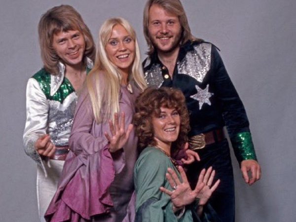 ABBA es un grupo sueco de música pop, integrado por Agnetha Fältskog, Björn Ulvaeus, Benny Andersson y Anni-Frid «Frida» Lyngstad.