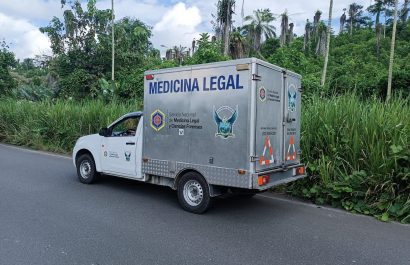 El cuerpo de Nelson Briones fue trasladado al centro forense de manta para la autopsia de rigor.