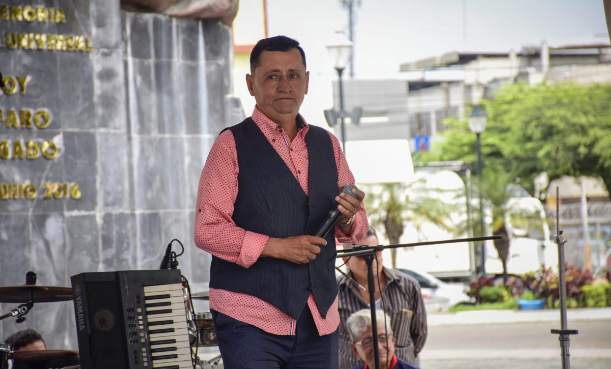 Los artistas interpretaron varios temas musicales, en la cruzada solidaria.