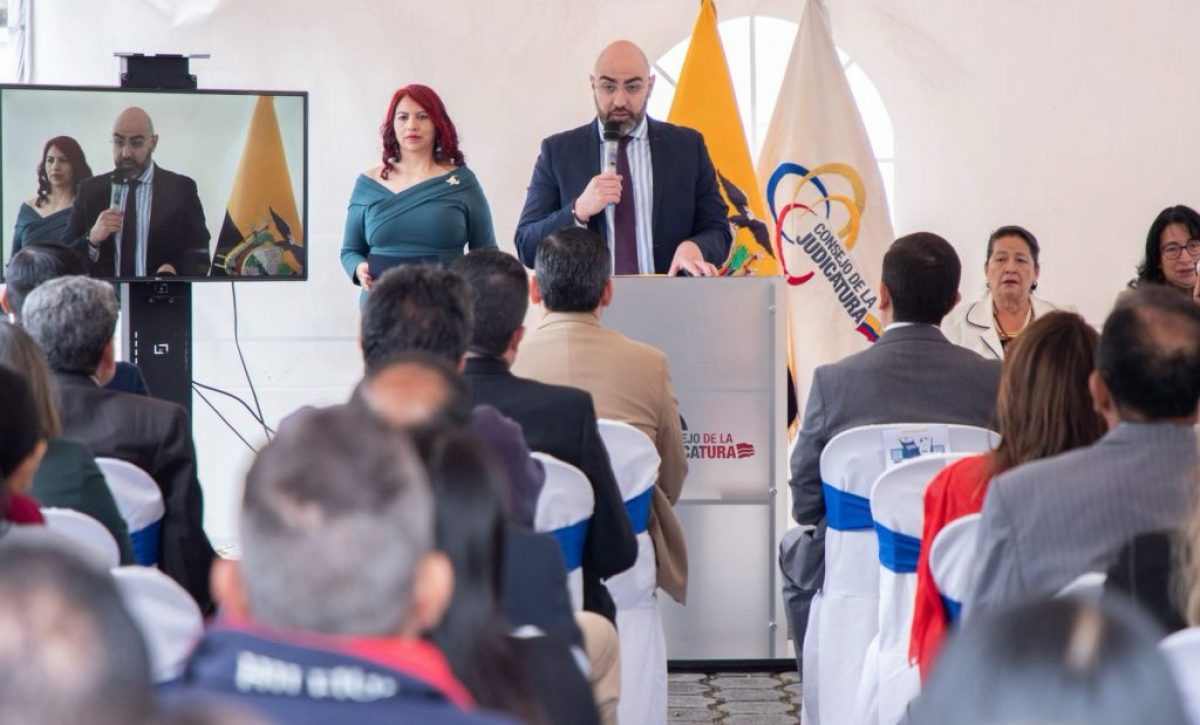 Abogados ecuatorianos accederán a carné profesional digital mediante aplicación EFJ