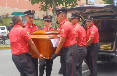 Accidente en la vía Las Mercedes cobra la vida de un bombero de Santo Domingo