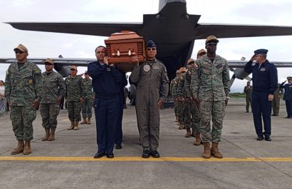 Actualidad. Trasladan el cuerpo del teniente coronel Porfirio Cedeño a Manabí