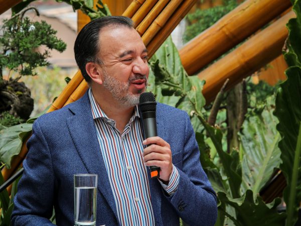 ¿Adiós a Pabel Muñoz Primera entrega de firmas al CNE para su revocatoria