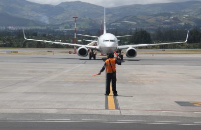 Aerolíneas nacionales e internacionales obtienen renovación de licencias operativas