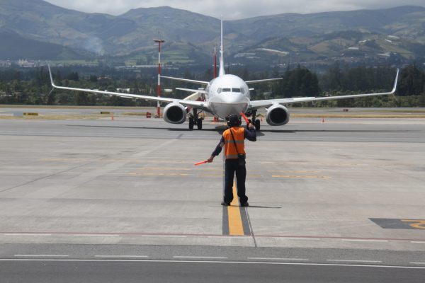 Aerolíneas nacionales e internacionales obtienen renovación de licencias operativas