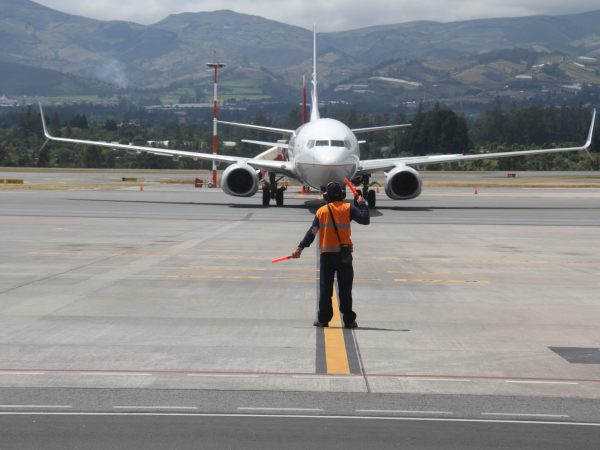 Aerolíneas nacionales e internacionales obtienen renovación de licencias operativas