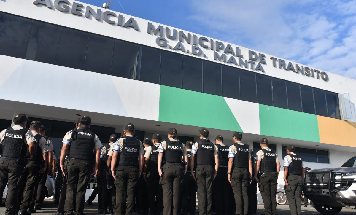 Agencia de Tránsito en Manta fue intervenida la mañana del jueves 10 de julio