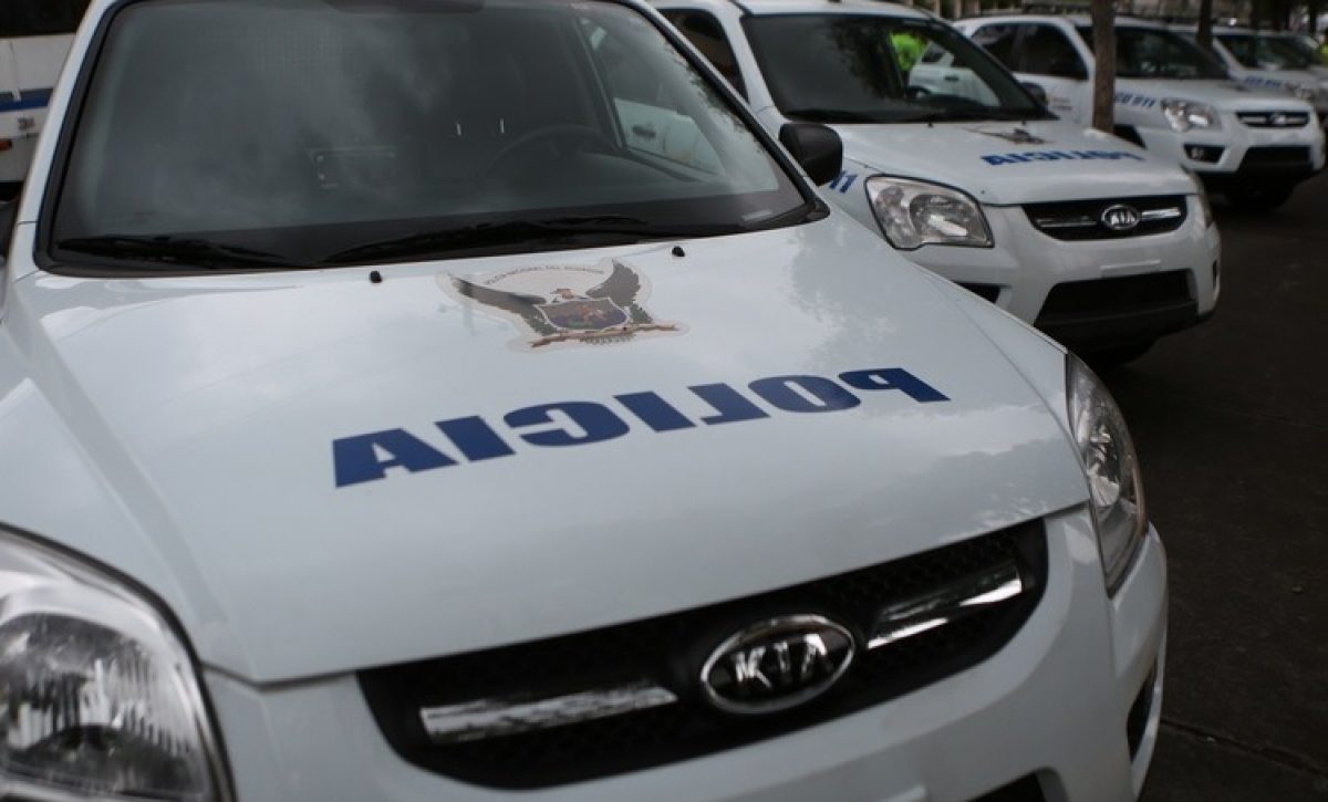 Agentes de la Policía detuvieron a un militar en servicio pasivo, de 44 años, por presunta intimidación a una joven de 24 años
