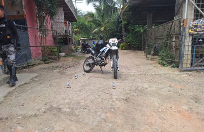 los agresores llegaron en una motocicleta, abrieron fuego y persiguieron a la víctima