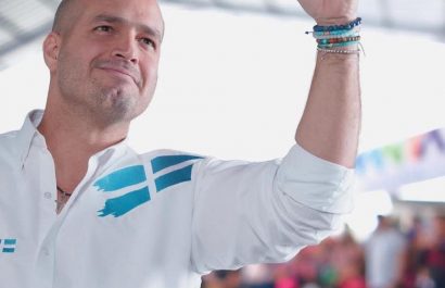 Se cumplen dos años del crímen del alcalde Agustín Intriago, uno de sus asesinos está prófugo.