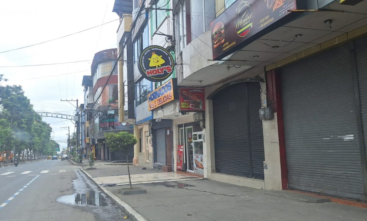 “Ahora cerramos más temprano” así golpea la violencia al comercio en Santo Domingo