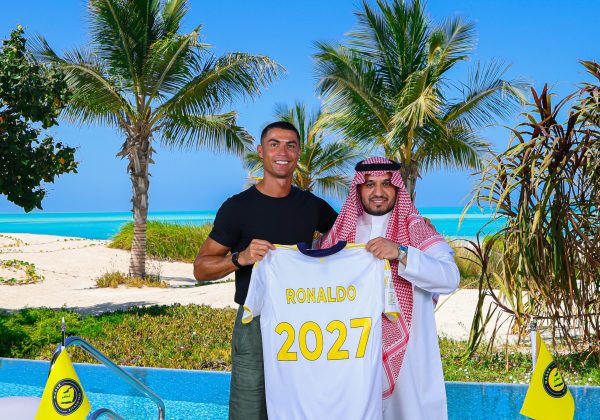 Al Nassr confirma la extensión de contrato de Cristiano Ronaldo hasta 2027