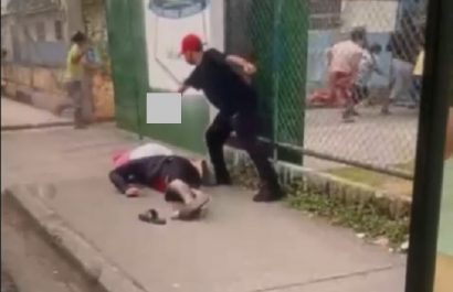 Al menos dos sicarios se grabaron así mismos en el momento en que asesinaron a una pareja de esposos.