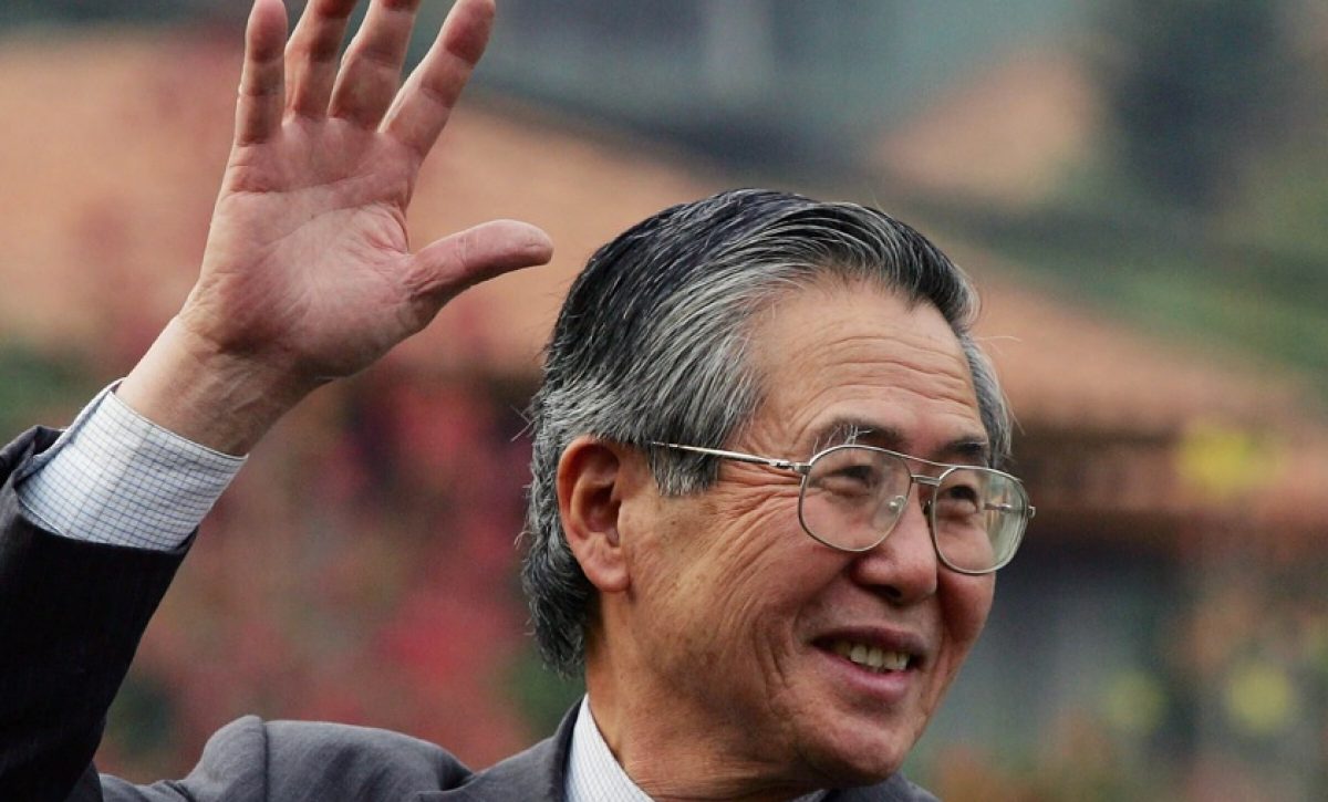 Alberto Fujimori llegó a la presidencia como outsider político en 1990. FOTO: Archivo