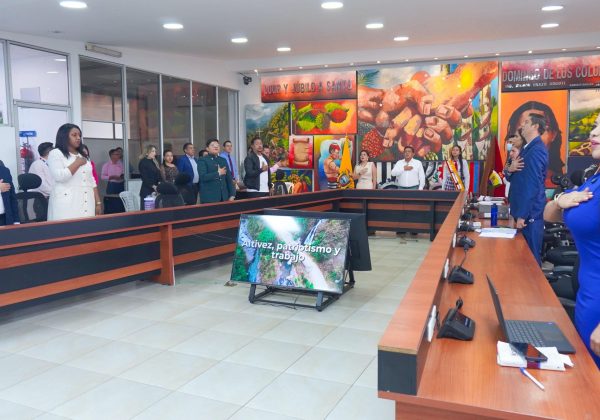 Alcalde de Santo Domingo responde a denuncias de Epmapa y señala deficiencias de abogados