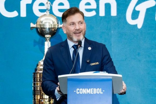 Alejandro Domínguez reelecto por unanimidad como presidente de Conmebol hasta 2031