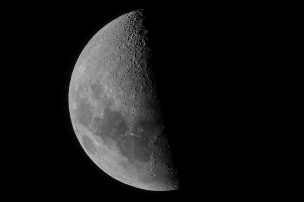Alerta espacial El asteroide 2024 YR4 podría impactar contra la Luna