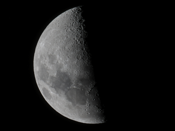 Alerta espacial El asteroide 2024 YR4 podría impactar contra la Luna