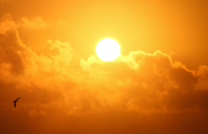 El radiación solar extrema puede provocar graves daños a la piel y la salud en general.