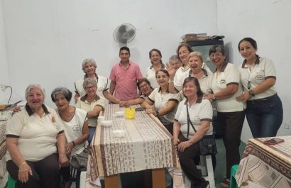 Algunas de las personas que colaboran con el albergue.