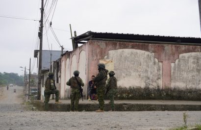 Allanan y clausuran un centro de rehabilitación en Santo Domingo tras un hecho violento en los alrededores que dejó dos personas asesinadas