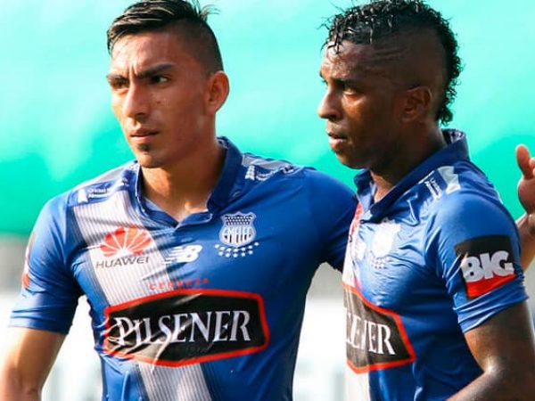 Ángel Mena y Miller Bolaños fueron figuras en Emelec.