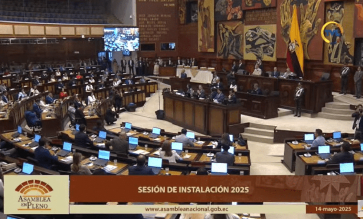 Annabella Azín lidera primera sesión de la Asamblea Nacional 2025-2029