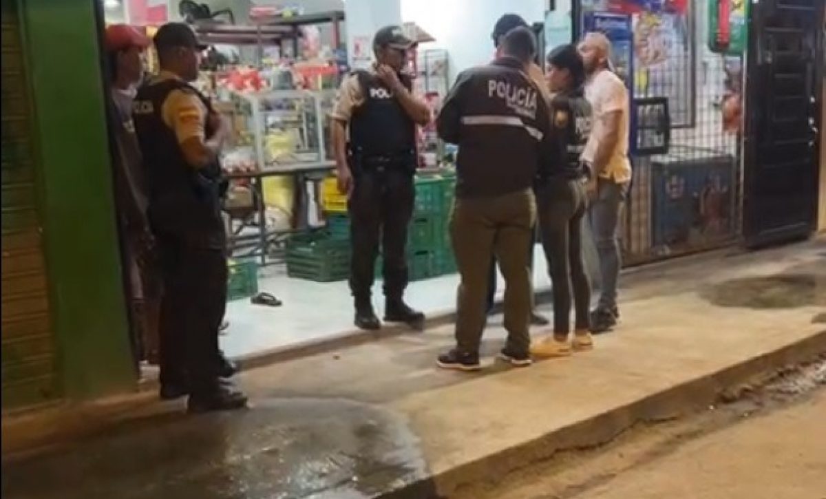 Antony Vera Morán, de 24 años, falleció tras ser víctima de un ataque armado registrado dentro de una tienda de abarrotes.