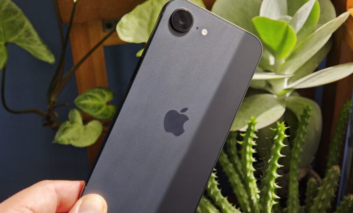 Apple enfrenta riesgos en la guerra arancelaria por su dependencia de China
