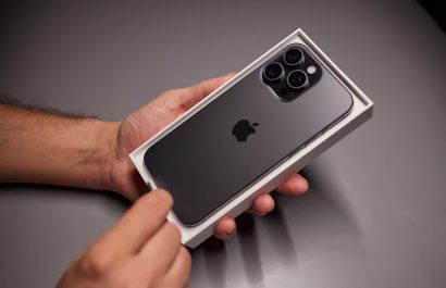 Apple trabaja en un nuevo iPhone curvo fabricado principalmente con vidrio