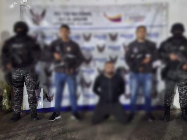 Aprehenden a ciudadano con 54 kilos de marihuana durante operativo antinarcóticos en Quito