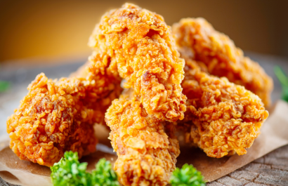 Aprende a preparar un pollo apanado ultra crujiente que todos amarán