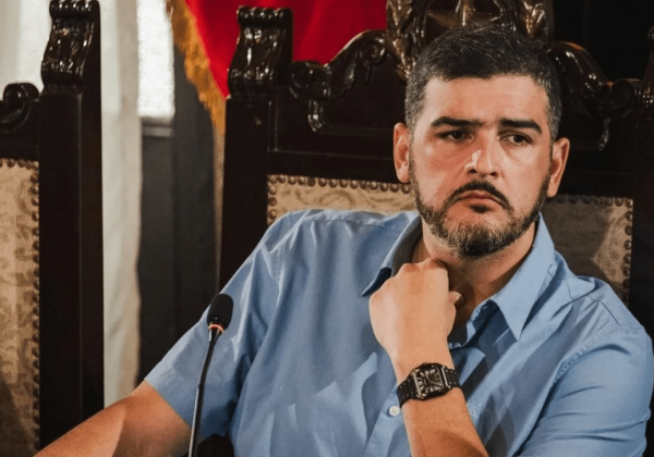 Aquiles Álvarez niega acusaciones de Salcedo sobre favores en videollamada