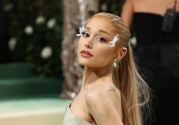 Ariana Grande actuará en 'Meet the Parents 4' junto a Ben Stiller y Robert De Niro