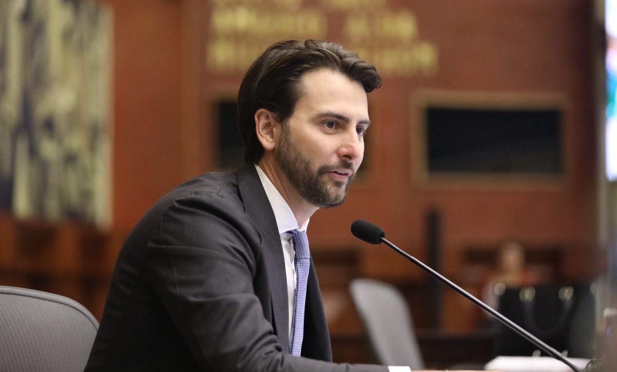 Asamblea Nacional analiza suspensión sin sueldo para 45 asambleístas de Revolución Ciudadana.