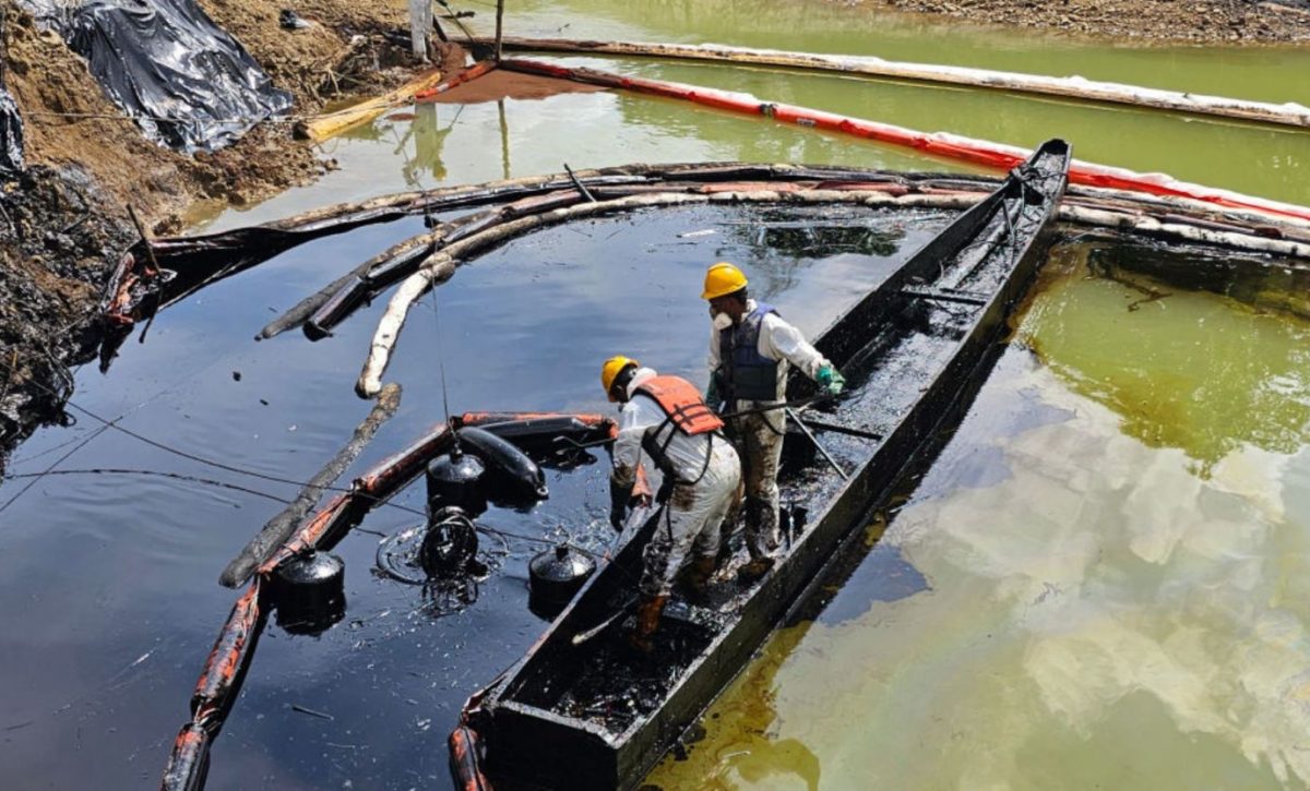 Asamblea Nacional aprueba el informe sobre derrame de petróleo en Esmeraldas