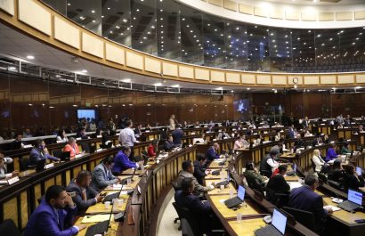Asamblea Nacional debate crucial reforma al código de la democracia