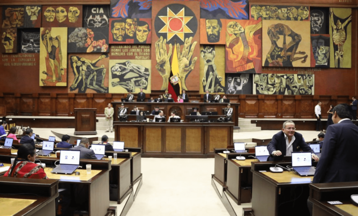Asamblea Nacional del Ecuador: Con la asistencia de 149 legisladores se instaló la primera sesión oficial del parlamento. (Asamblea Nacional).