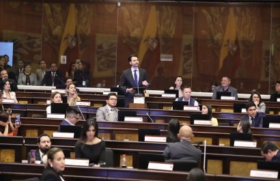 El partido oficialista ADN presentó este 3 de julio una queja formal ante el CAL contra su legislador Dominique Elián Serrano Molina