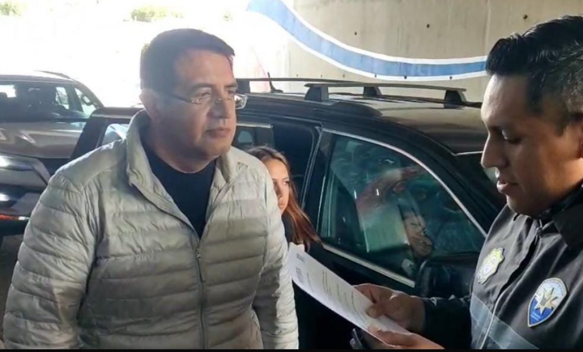 Asamblea Nacional exhorta a Santiago Díaz a renunciar por investigación de violación
