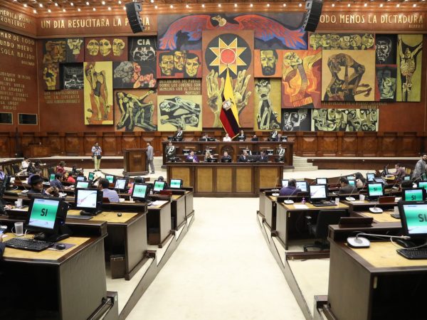 Asamblea Nacional se solidariza con Esmeraldas y exige atención urgente tras el sismo